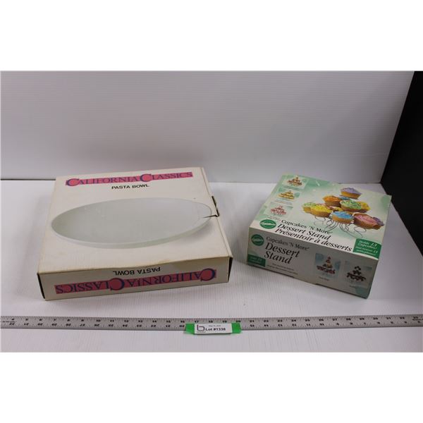 California Classics Pasta Bowl & Wiltons Cupcakes 'N More Dessert Stand w/Original Boxes