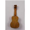 Image 4 : (3) Maracas & Decorative Jamaica Guitar