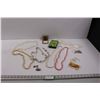 Image 1 : Various Jewelry - Necklaces, Bracelet, Brooch/Earrings etc. & Small Compact