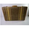Image 4 : (1) Vintage Luggage-no key