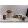 Image 1 : 95) Tin Canisters w/Lids