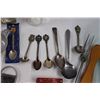 Image 7 : Various Vintage Kitchen & Household Items w/Tote - Salt and Pepper Shakers, Cookie Cutters, Slicers,