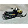Image 5 : 1997 ARCTIC CAT THUNDERCAT 900 MODEL SNOWMOBILE AND ARCTIC CAT PICTURE