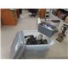 Image 1 : 200L Tote Full of Plumbing Fittings