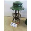 Image 2 : 2 Coleman Lanterns : Model 335 & 639 (Some Parts Missing)