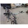 Image 3 : Venture Mountain Tour Variable Speed Pedal Bike 26'' 