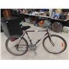 Image 1 : Venture Mountain Tour Variable Speed Pedal Bike 26'' 