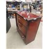 Image 2 : 4 Drawer Dresser 43'' x 38'' x 19'' 