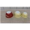 Image 2 : 3 Vintage Retro Pyrex Mixing Bowls - All Excellent Shiny Condition - Top Diameters 6'' , 7'' , 7'' 