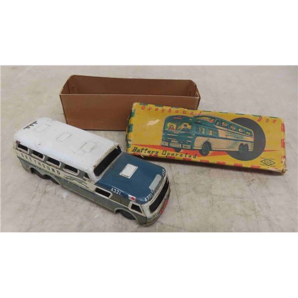 Vintage Tin Toy Greyhound Bus Japan with Box 