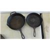 Image 3 : 3 Cast Iron Frying Pans Largest is 10''