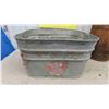 Image 2 : Galvanized Wash Tub, Wood Barrel 9 1/2'' x 17'' Tall