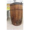 Image 6 : Galvanized Wash Tub, Wood Barrel 9 1/2'' x 17'' Tall