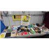 Image 1 : Office Supplies: Pens, Paper, Rulers, Scribblers & More