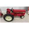 Image 2 : Vintage International Tractor and Hopper, 1960s Battery Operated Fork Lift, Matchbox 