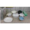 Image 1 : 9 Pieces of Corningware Casserole Dishes, Pyrex Mixing Bowl, Tupperware 