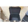 Image 3 : (3) New 43L Totes with Lids 16'' x 13'' x 13'' 