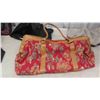 Image 3 : Carry/Tote Bags , Wicker Baskets