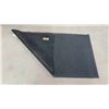 Image 5 : 2 Carpet Runners 86'' x 27'' , Rubber Back 61'' x 34'' 