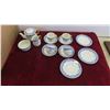 Image 1 : 15 Pieces of Shell England China Tea Set 