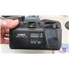 Image 10 : Vintage Cameras with Cases, Lens, Caps, Flashes and More : Flexaret,