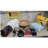 Image 1 : Dog Supplies: 2 Beds , Collar , Harness , Leash , 6 Stainless Bowls , 2 Small