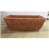 Image 2 : 6 Various Sized Clay Pots