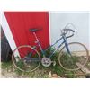 Image 1 : Eaton Road King 10 Speed Pedal Bike 27'' 