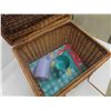Image 11 : Wicker Picnic Baskets, Shower Curtain, Bamboo Food Bag Storage