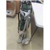 Image 4 : 17 Golf Clubs, 2 Bags, Cart
