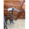 Image 2 : 8 JR Golf Clubs, 2 Bags, 1 Cart