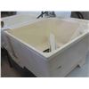 Image 3 : Double Laundry Sink with Legs and Hose 