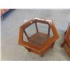 Image 9 : 3 Piece Coffee Table Set: Coffee Table 14 1/2'' x 38'' Across , End Table