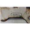 Image 2 : Berkel Manual Meat Cutter