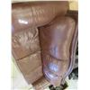 Image 7 : 3 Piece Living Room Suite : Couch 94'' W , Love Seat 62'' W , Chair 