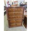 Image 2 : 2 Dressers 53'' x 38'' x 18'' & 30'' x 64'' x 18'' 