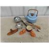 Image 8 : Metal Trays, Kettle, Knives & More