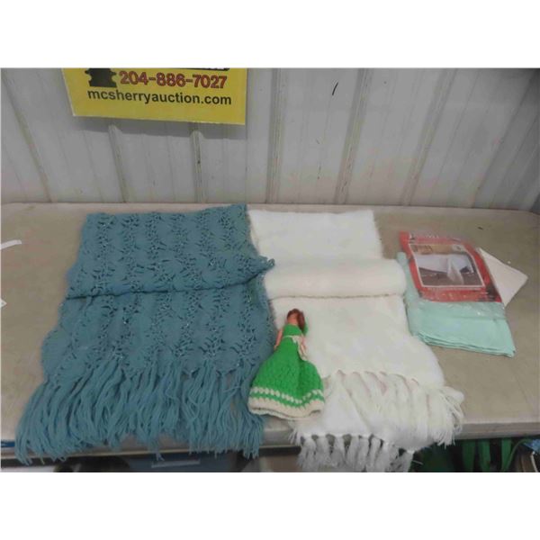 Scarf, Table Cloth (Needs Laundering)