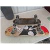 Image 2 : 2 Skateboards, 1 Plank