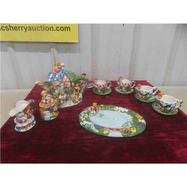 Mercurles 1999 14 Piece Tea Set