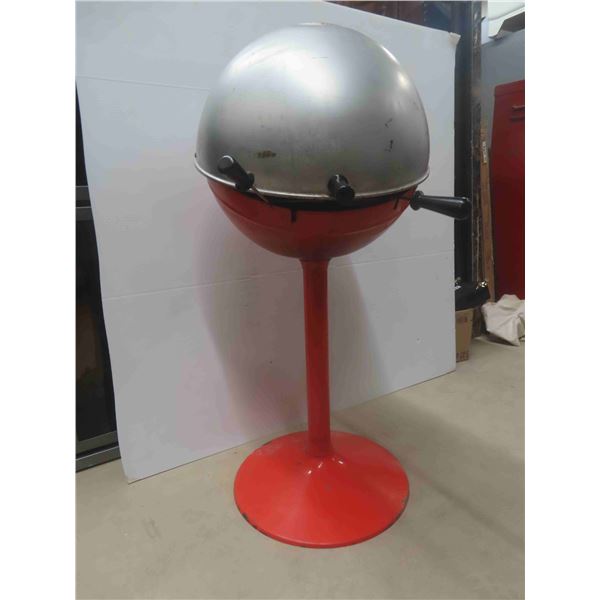 Vintage 1950s Charcoal BBQ