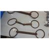 Image 4 : 14 Horse Bits , 1 Trainer