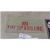 Image 3 : 3 Metal Signs: Tidex Motor Oil 4 1/2'' x 8'' , No Trespassing 5'' x 14'' , Colwood
