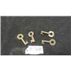 Image 1 : 4 Brass CPR Keys 
