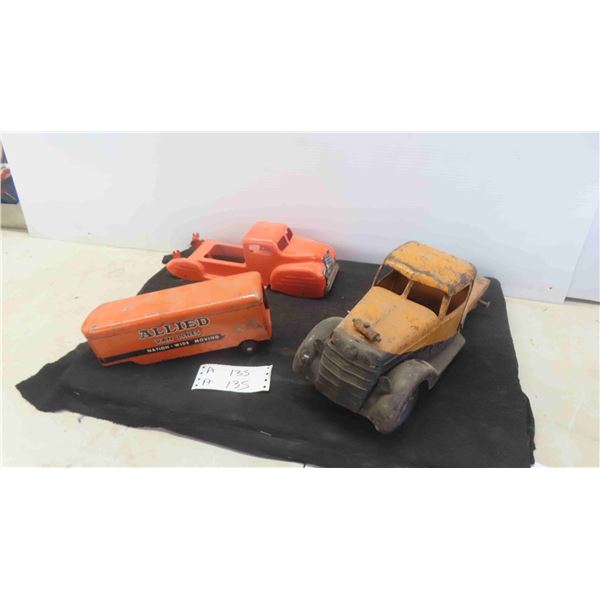 Buddy L Pressed Metal Truck (Missing 1 Wheel), Lincoln Pressed Metal Truck 