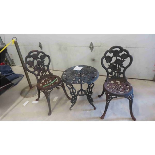 Cast Bistro Table with 2 Chairs 