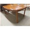 Image 3 : Oak Table 30'' x 63'' x 41'' , 6 Chairs & Leaf