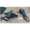 Image 1 : 2 Makita Power Tools: 1/2'' Drill , Angle Grinder