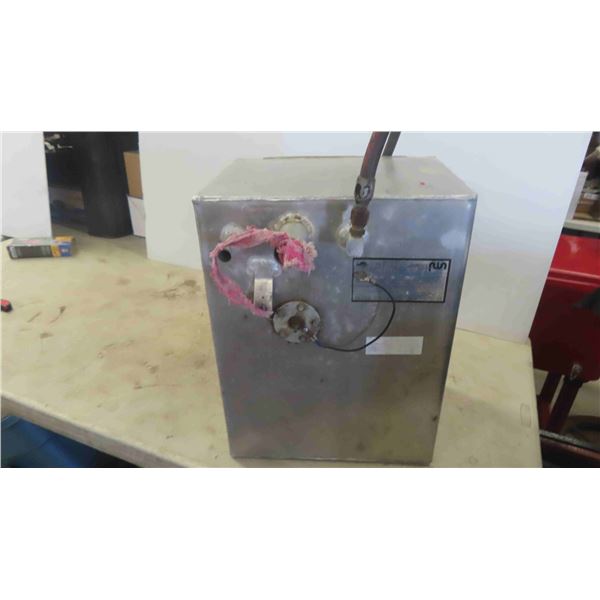 Aluminum Resevoir 18'' x 13'' x 11'' 