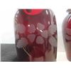 Image 3 : 3 Ruby Glass Vases 